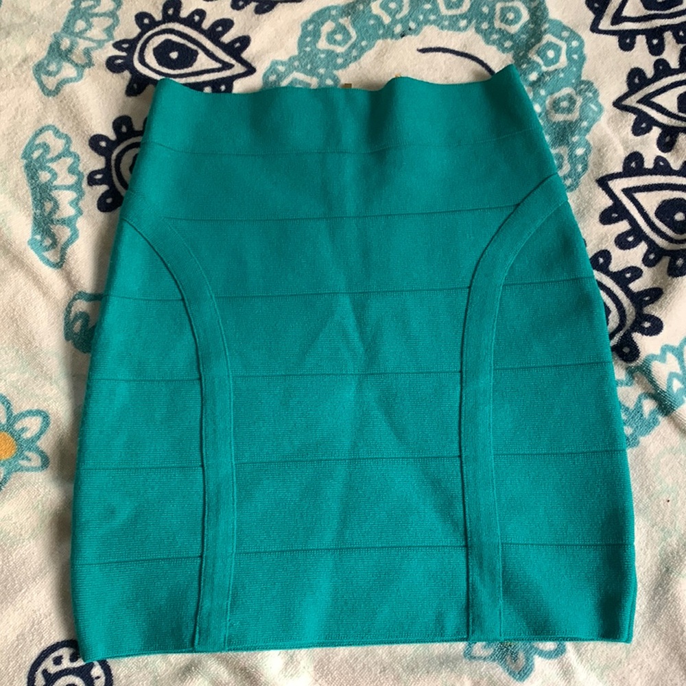 Bebe bandage skirt - teal color